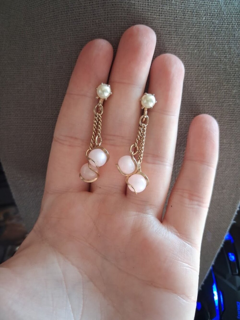 Vintage Screwback earrings